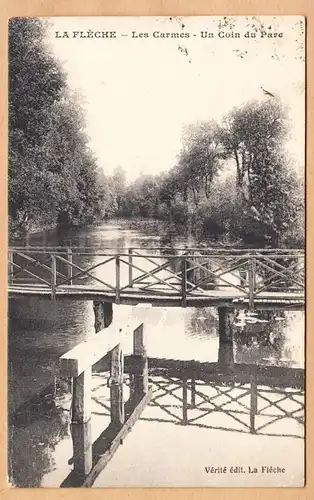 CPA La Fleche, Les Carmes, Un Coin du Parc, gel.