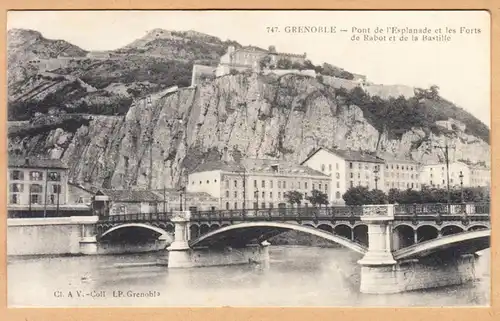 CPA Grenoble, Pont de Esplanade et les Forts de Rabot et de la Bastille, ohnl.