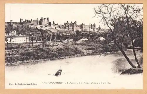CPA Carcassonne, L'Aude- Le Pont- Vieux- La Cite, unl.