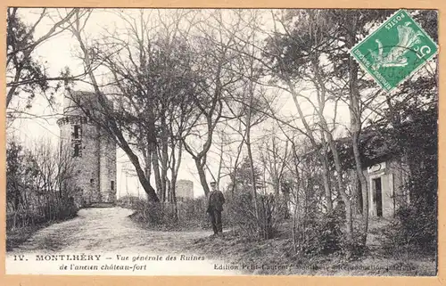 CPA Montlhery, Vue generale des Ruines, gel.