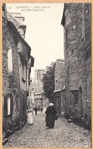 CPA Lannion, Vieilles Maisons de la Rue Duguesclin, ohnel.