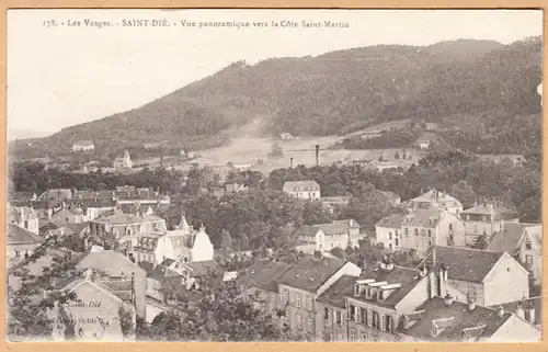 CPA Les Vosges- Saint DIE, Vue panoramique vers la Cote Saint-Martin, ohn.