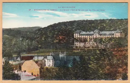 CPA Bagnoles, Le Grand Hotel et le Lac vue du Roc au Chien, ungel.