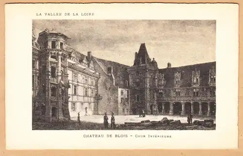 CPA Chateau de Blois, Cour Interiors, ohn.