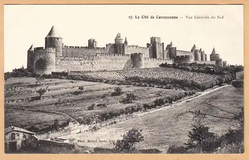 CPA Carcassonne, Vue Generale du Sud, unhil.