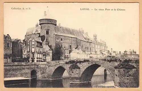 CPA Laval, Le vieux Pont et le Chateau, ungel.
