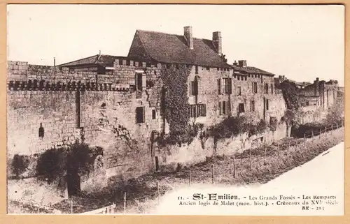 CPA Saint Emilion, Les Grands Fosses, Les Remparts, ungel.