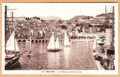 CPA Menton, Le Port et le Vieille Ville, ohn.