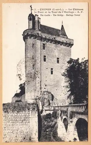 CPA Chinon, Le Chateau le Pont et la Tour de l'Horloge, englout. 1930
