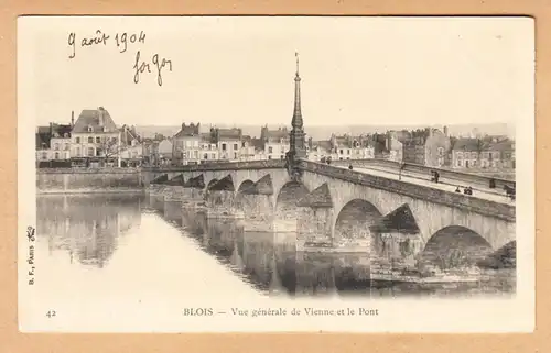 CPA Blois, Vue générale de Vienne et le Pont, ohnl.
