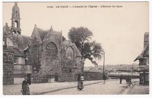 CPA Le Faou, L'abside de l'Eglise, L'Entree du Quai, ungel.