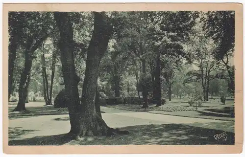 CPA Saint-Germain-en-Laye, Dans le Parc Anglais, ohn.