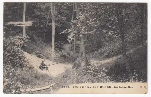 CPA Fontenay aux Roses, La fosse Bazin, gel. 1918