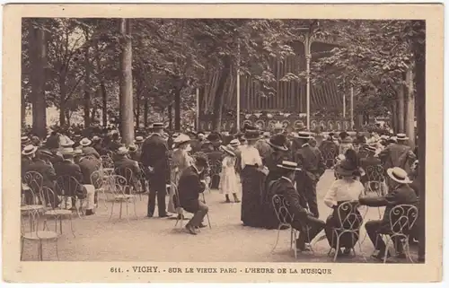 CPA Vichy, Sur le Vieux Parc, L'Heure de la Musique, englouti 1917