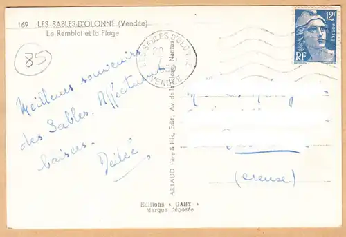 CPA Sables d'Olonne, Le Remblai et la Plage, gel.1950