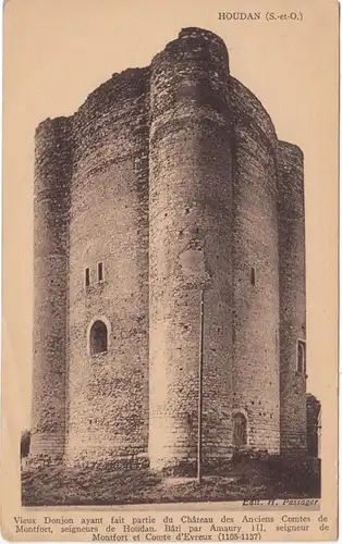 CPA Houdan, Vieux Donjon ayant fait partie du Chateau des Anciens Comtes de Montfort. ohnl.