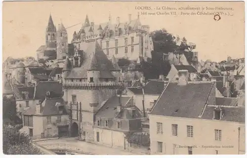 CPA Loches, Le Château. actuellement la Sous- Prefectute, ungel.