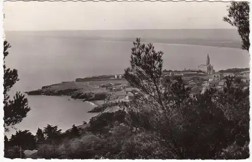 CPA Sete, Vue sur la corniche et la Mediterranee, gel. 1951