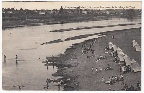 CPA Cosne Cours sur Loire, Les bords de la Loire- La Plage, gel. 1932