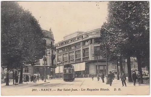 CPA Nancy, rue Saint Jean, Les Magasins Reunis, gel. 1932