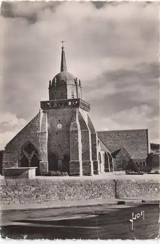 CPA Perros-Guirec, Notre-Dame de la Clarte, en 1954