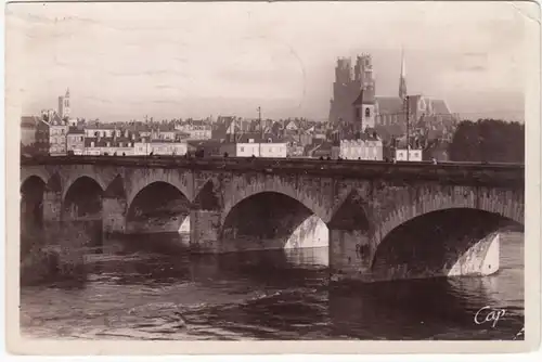 CPA Orleans, Vue generale et le Grand Pont, gel. 1938