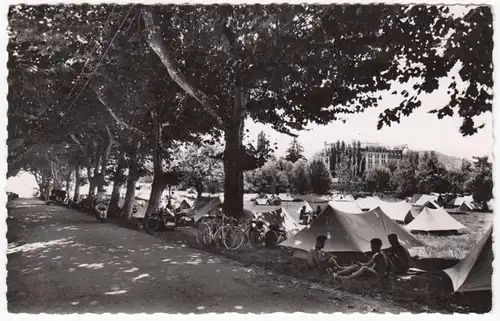 CP Annecy, Le grand camp d'Albigny.La grande allee conduisant au lae, ungel.