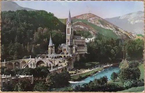 CP Lourdes, La Basilique, gel. 1958