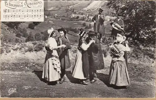 CPA Auvergne Types d'Auvergner, La Bourree, en 1958