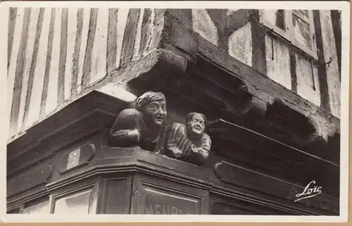 CPA Vannes et sa Femme, gel. 1950