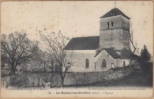 CPA La Balme-les-Grottes, l'Eglise, ungel.