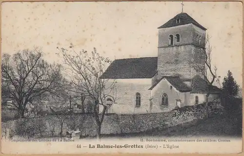 CPA La Balme-les-Grottes, l'Eglise, unser.