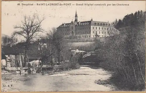 CPA Saint Laurent du Pont , Grand Hôpital construit par les Chartreux, gel. 1930