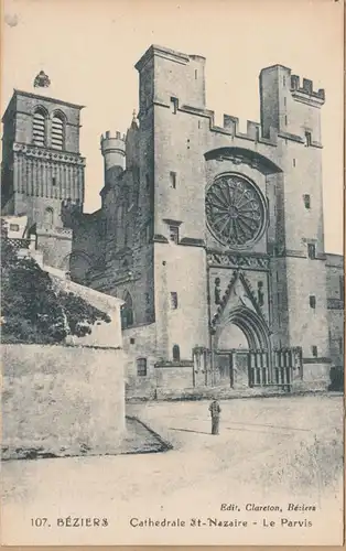 CPA Beziers, Cathédrale Saint-Nazaire, Le Parvis, unhil.