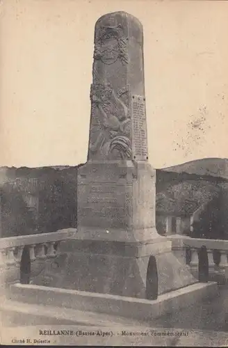 CPA Reillanne, Monument Commémoratif, gel.