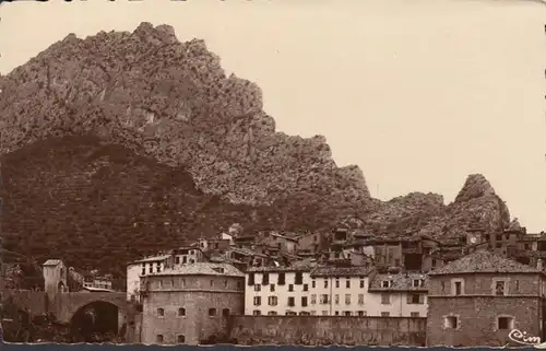 CP Entrevaux, La Caserne et l’ Eventail.