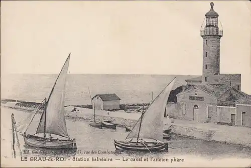 Cpa Le Grau-du-Roi, station balnéaire, Le canal et l'ancienne phare, ohnl.