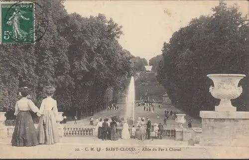 CPA Saint Cloud, L'Allee du Fer a Cheval, gel.