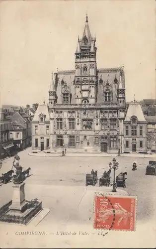 CPA Compiegne, L'Hôtel de Ville.