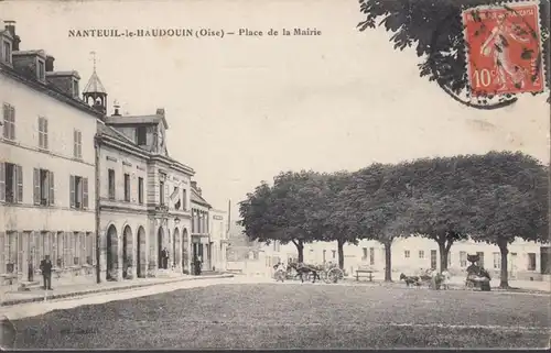 CPA Nanteuil-le-Haudouin, Place de la Mairie, gel.