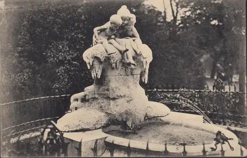 AK Düsseldorf Blondat Brunnen Feldpost , gelaufen 1915