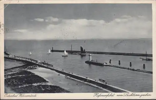 AK Warnemünde Hafeneinfahrt vom Leuchtturm Bahnpost, gelaufen 1929