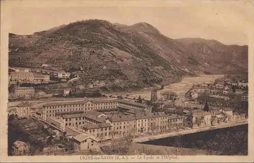 CPA Digne-les-Bains Le Lycée et l'Hopital, non circulé