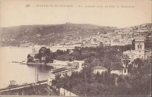 CPA Villefranche-sur-Mer Vue generale prise du Pont de Saint Jean, circulé