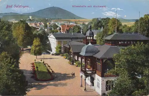 AK Bad Salzbrunn Elisenhalle avec la forêt haute, incurvée