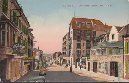 CPA Lisieux Boulevard Sainte Anne, couru en 1943