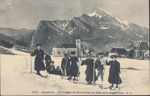 CPA St-Hugues-de-Chartreuse en hiver et le Grand Som, non circulaire
