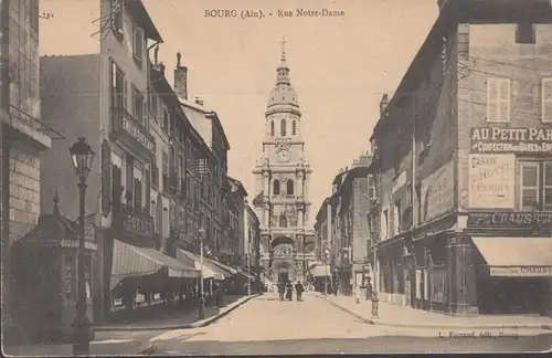 CPA Bourg Rue Notre-Dame, non circulaire