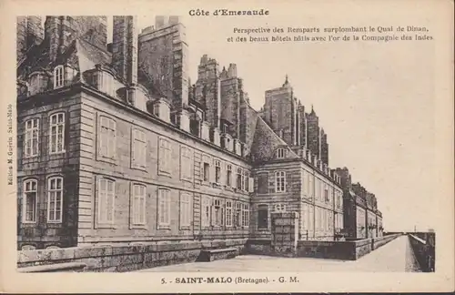 CPA Saint Malo Perspective des Remparts, non circulé