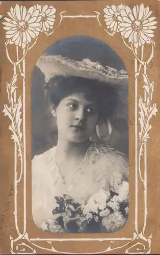 AK Mädchen Portrait Passepartout, gelaufen 1907